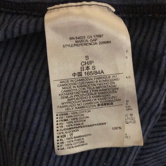 GAP Crop Top blue flowers stripes 100% cotton women’s size small - Picture 12 of 12